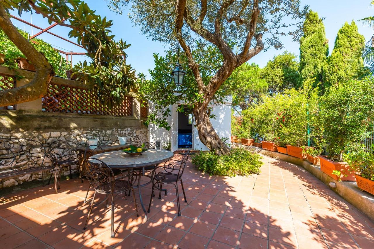 Capri Turquoise By Napoliapartments Eksteriør bilde