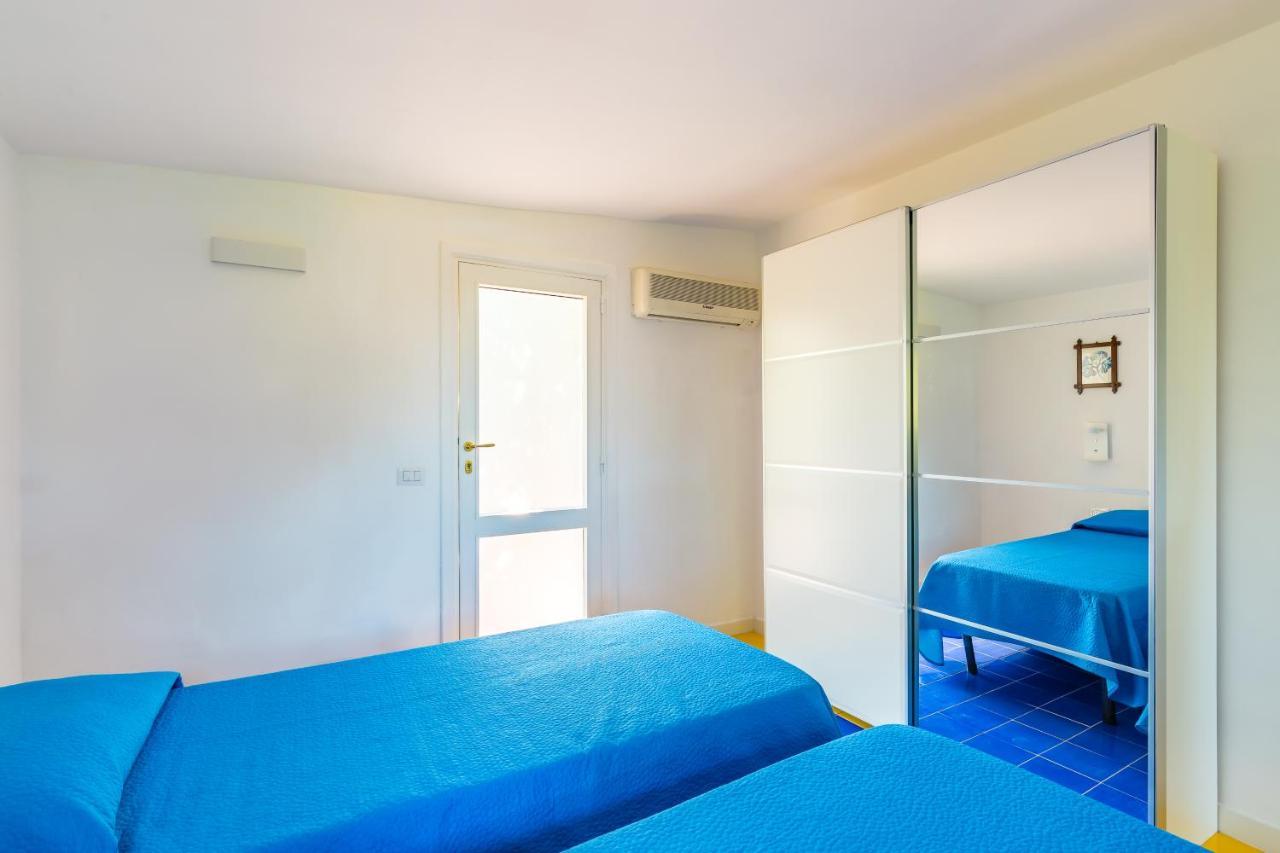 Capri Turquoise By Napoliapartments Eksteriør bilde