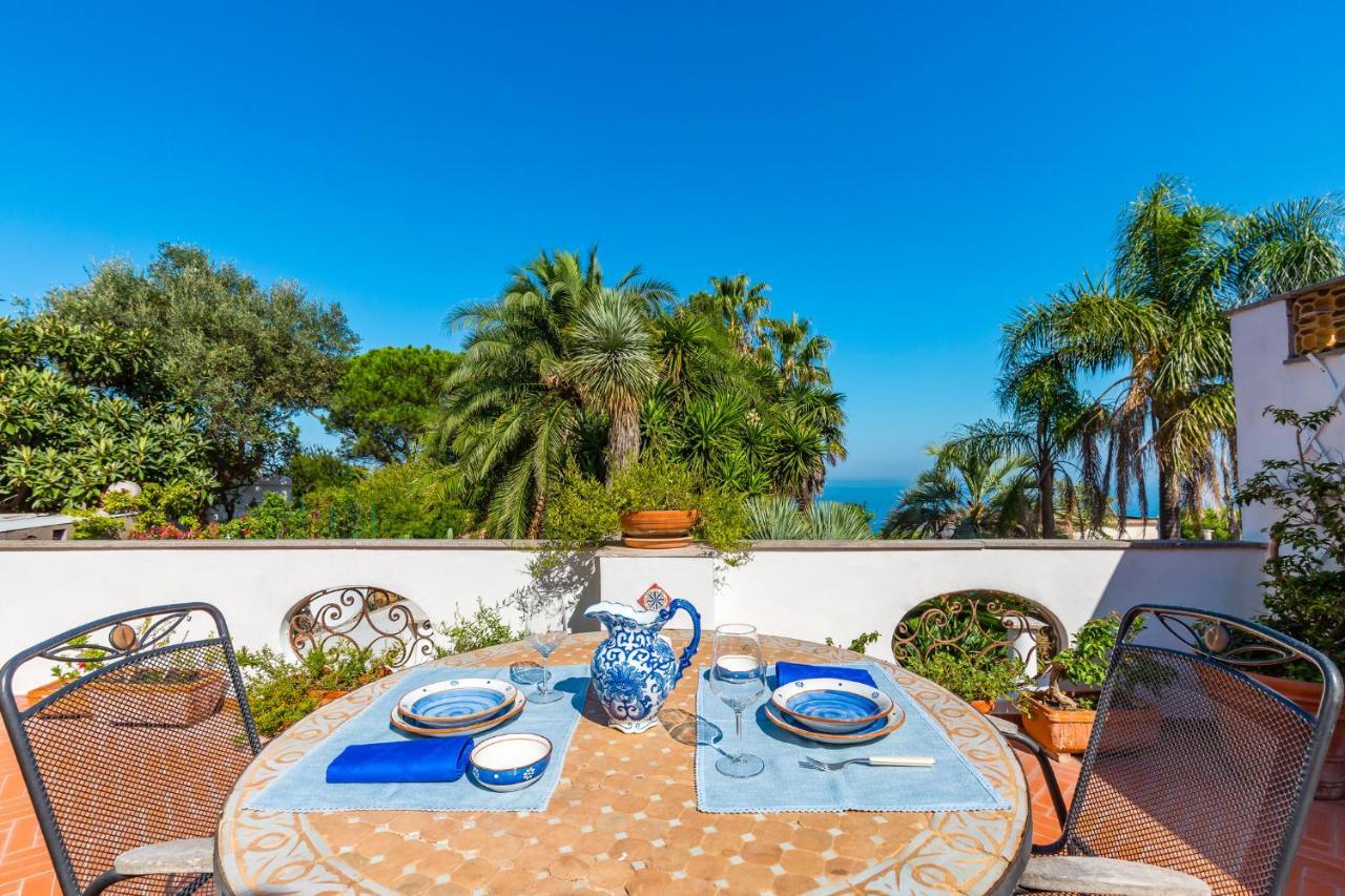 Capri Turquoise By Napoliapartments Eksteriør bilde