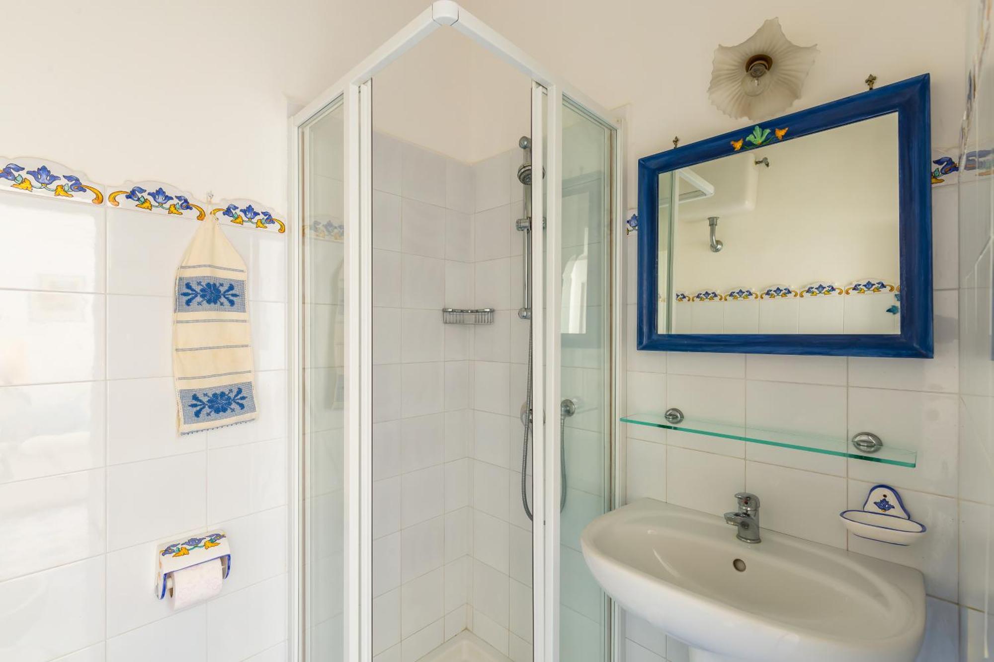 Capri Turquoise By Napoliapartments Eksteriør bilde